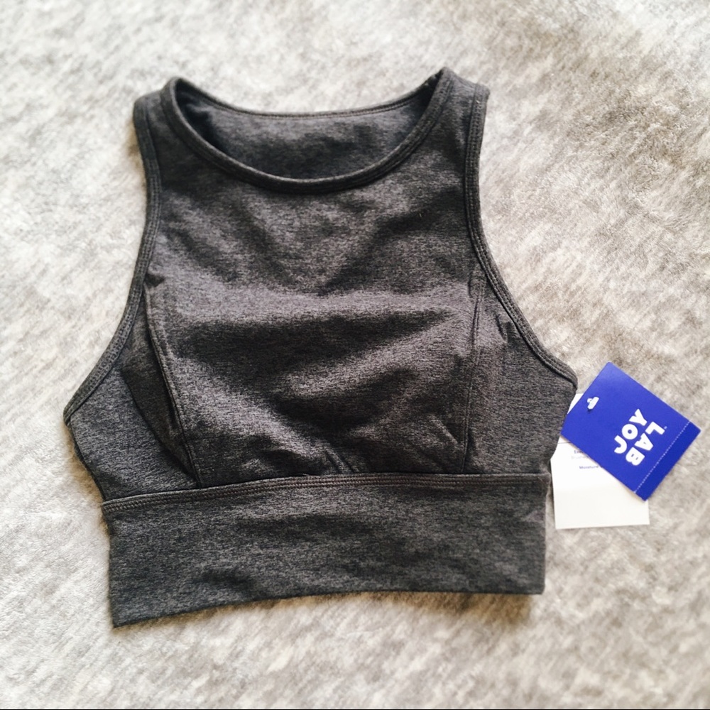 workout top/ sports bra